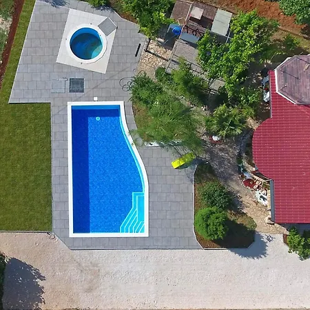 Villa Piljusic *