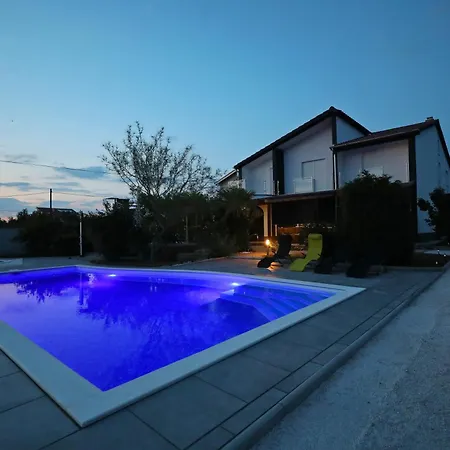 Villa Piljusic