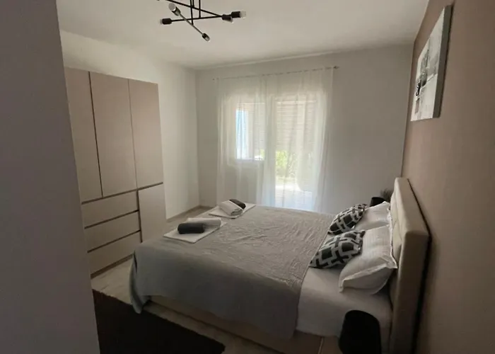 Piljusic Вилла Debeljak