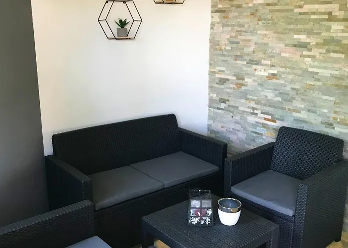 Piljusic Вилла Debeljak